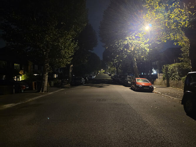 Streets in darkness since the change